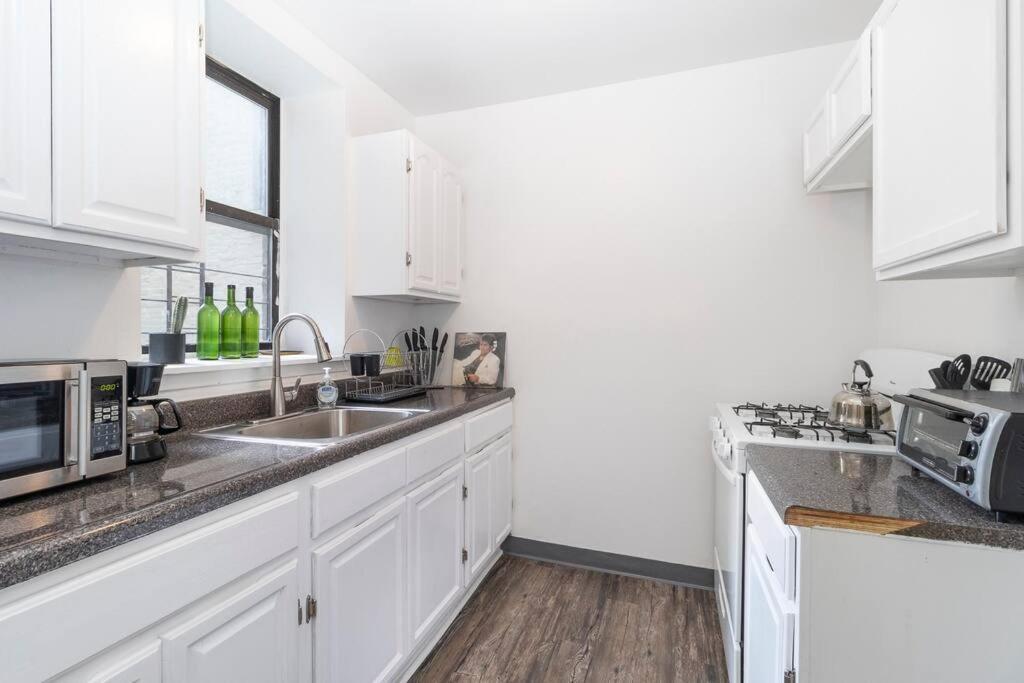 2Bed Bliss By Central Park North Nueva York Exterior foto