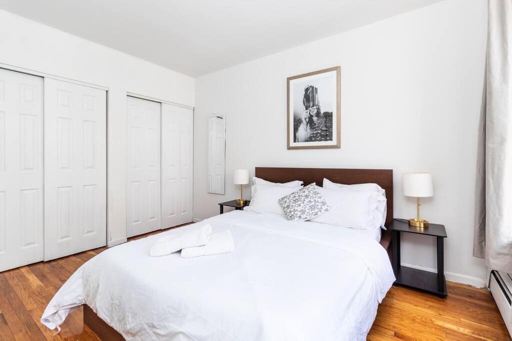 2Bed Bliss By Central Park North Nueva York Exterior foto